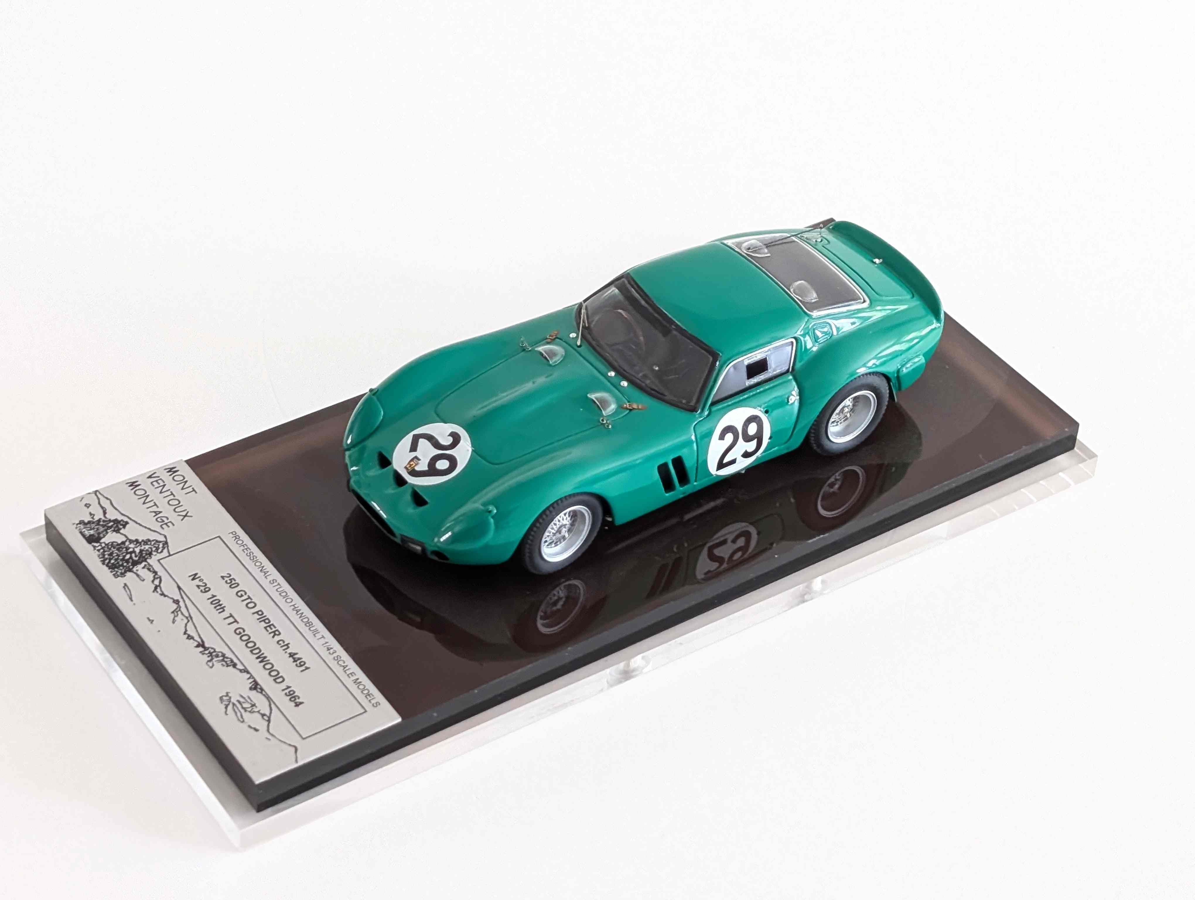 M. Craig : Ferrari 250 GTO 4491 GT Brands Hatch 1964